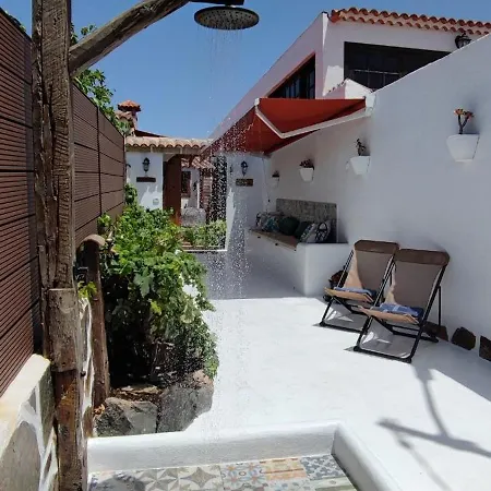 La Casa De Conchita Адехе
